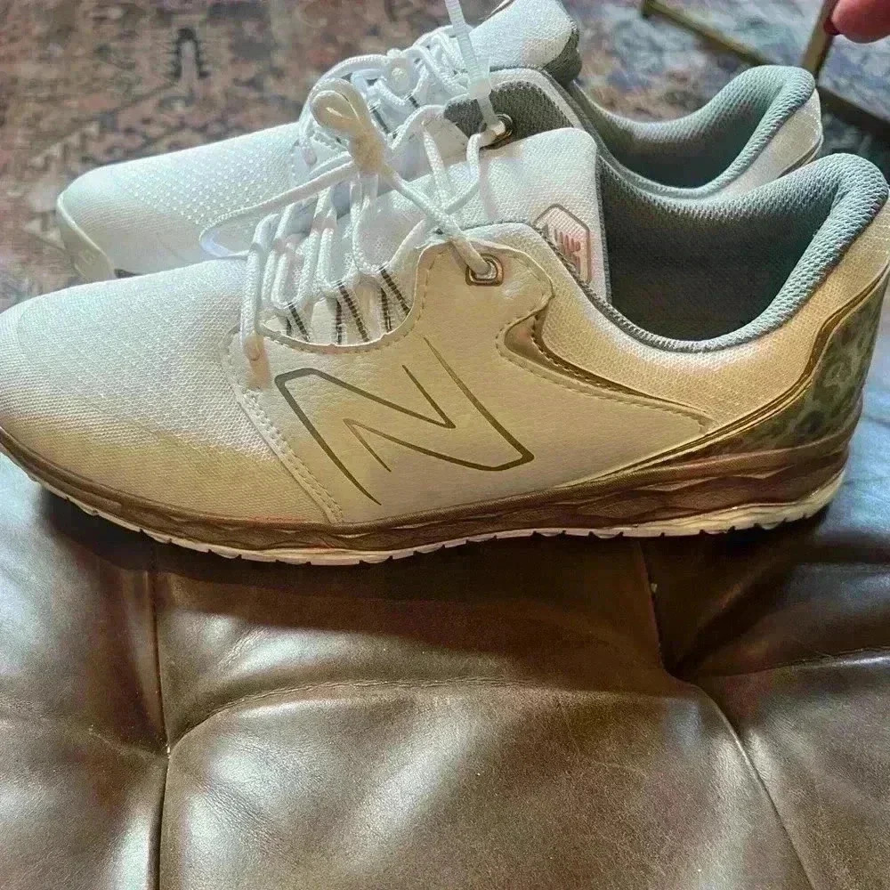 New Balance Fresh Foam Links SL V2 Golf shoes Womens Sz 10B